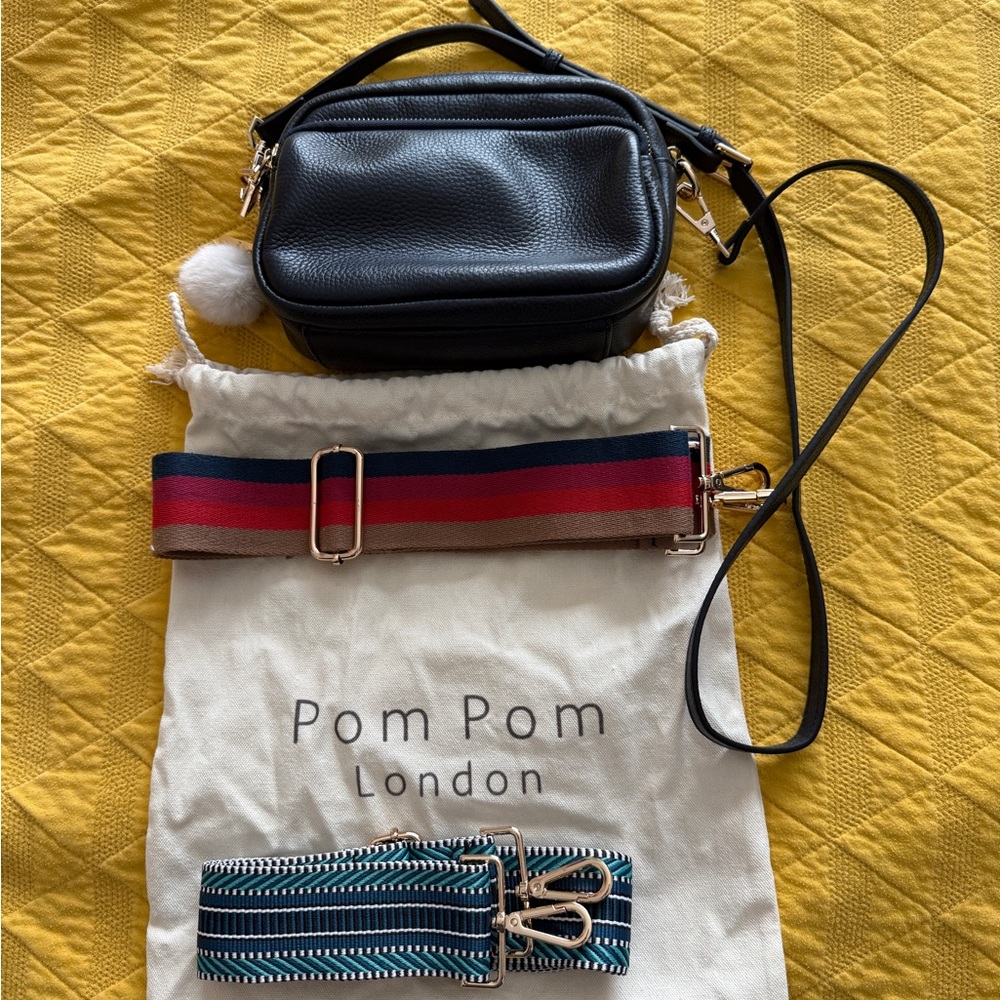 Pom Pom London Crossbody Bag (navy blue)